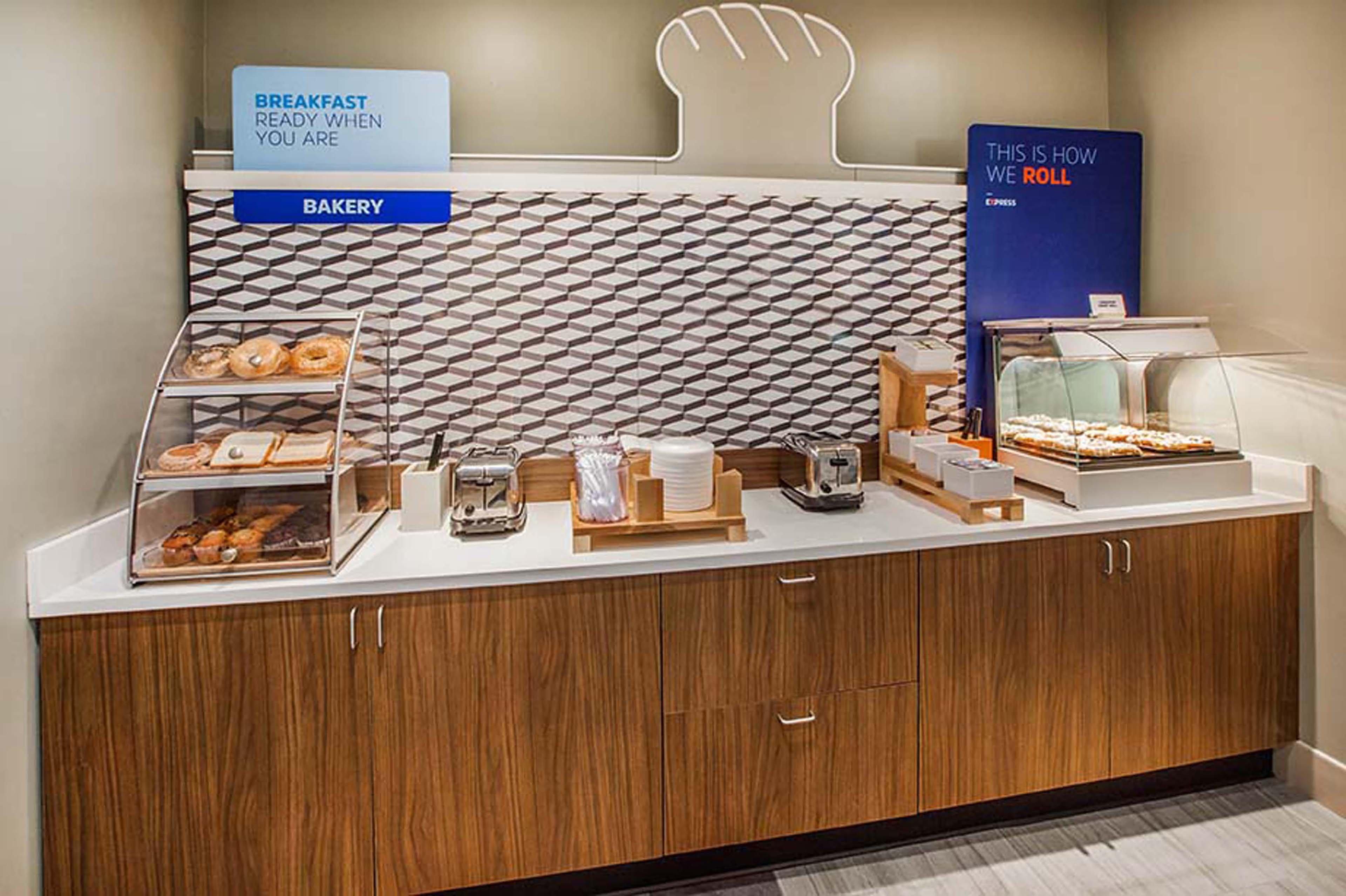 Holiday Inn Express & Suites - Fort Wayne North By Ihg Sunnybrook Acres Eksteriør billede