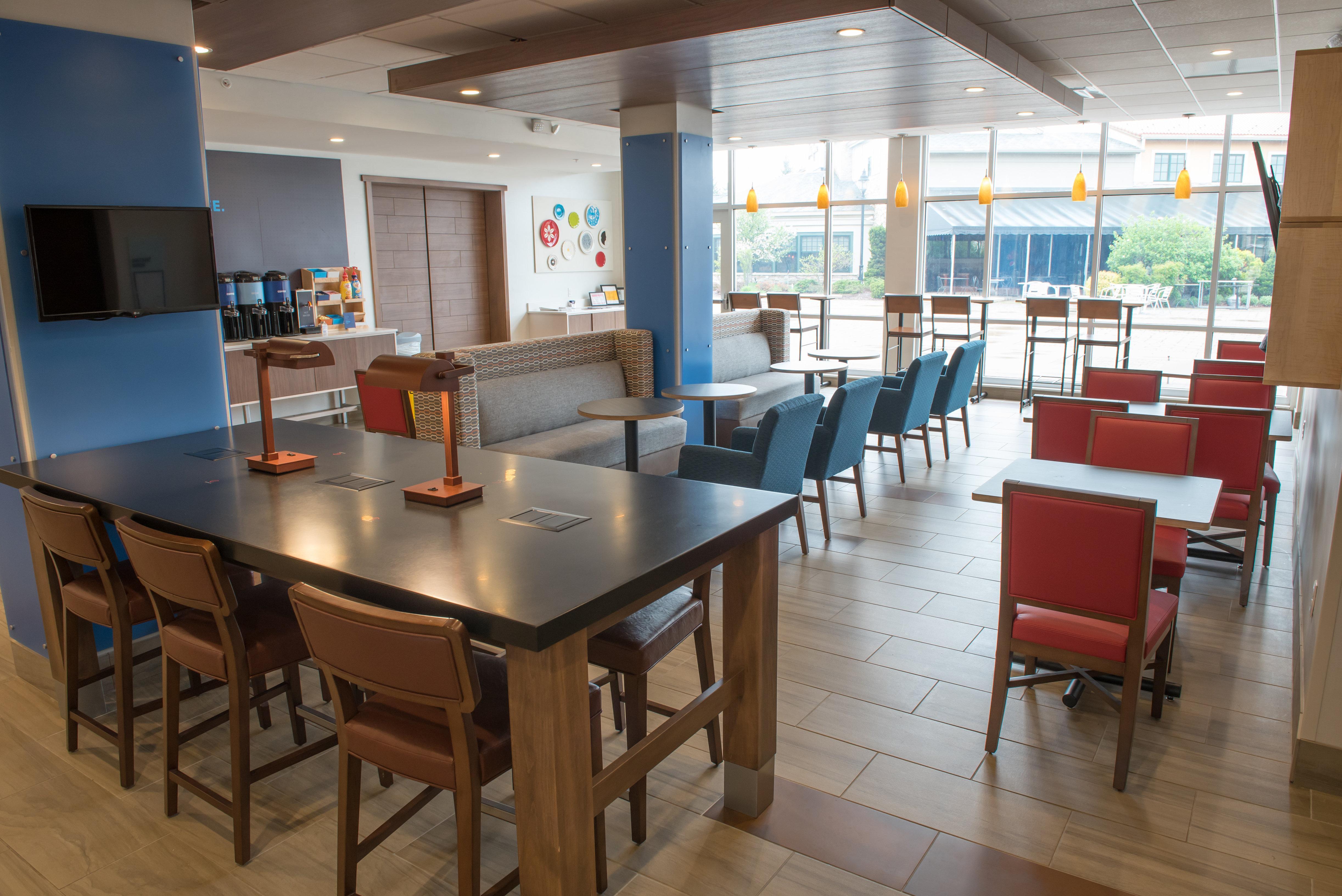 Holiday Inn Express & Suites - Fort Wayne North By Ihg Sunnybrook Acres Eksteriør billede